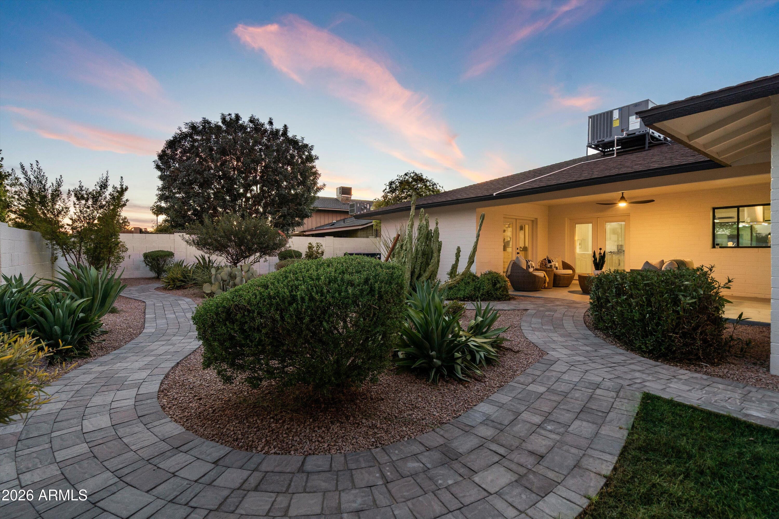 1019 E WATSON Drive