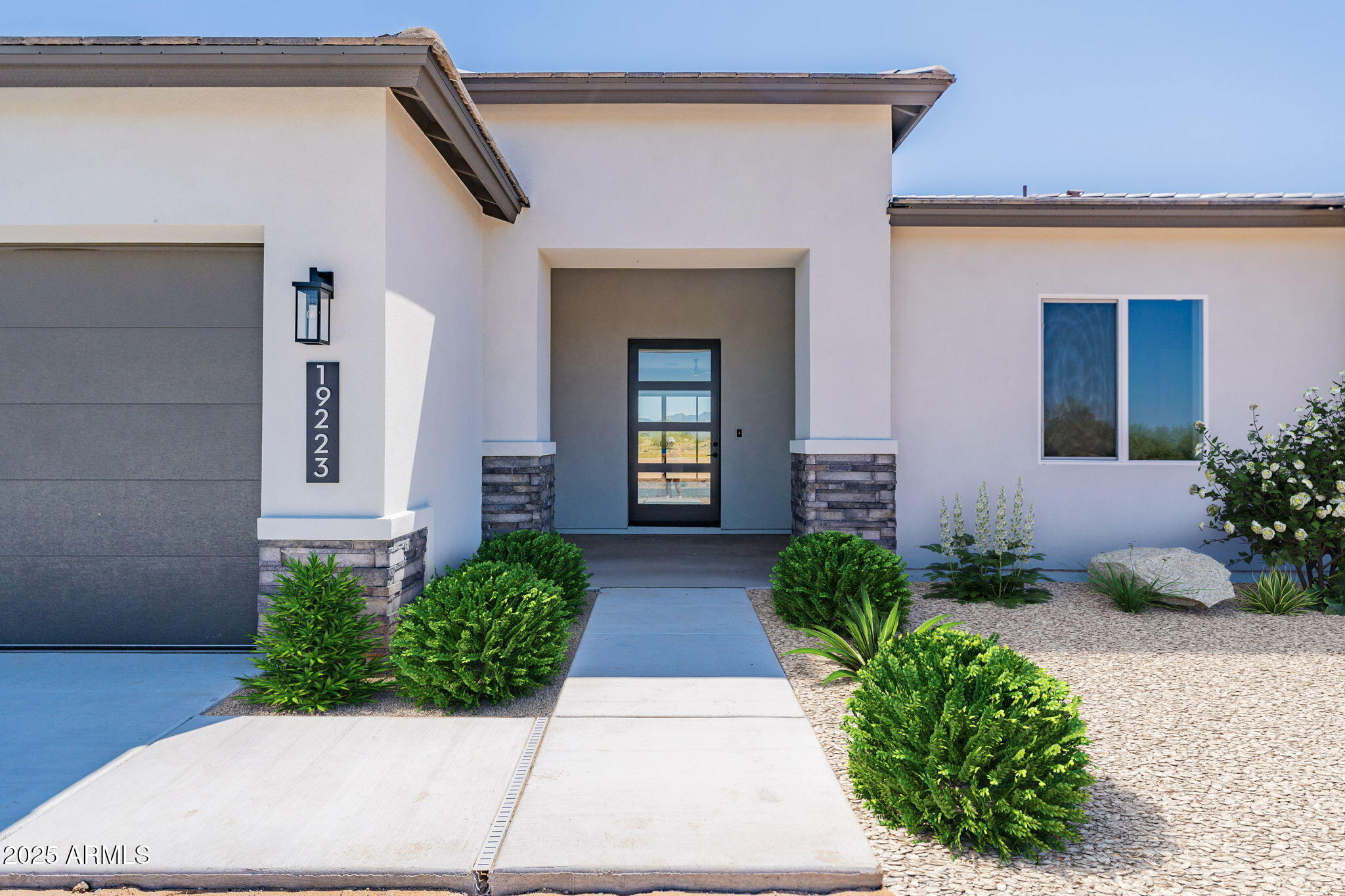 15333 W Pinnacle Vista Road