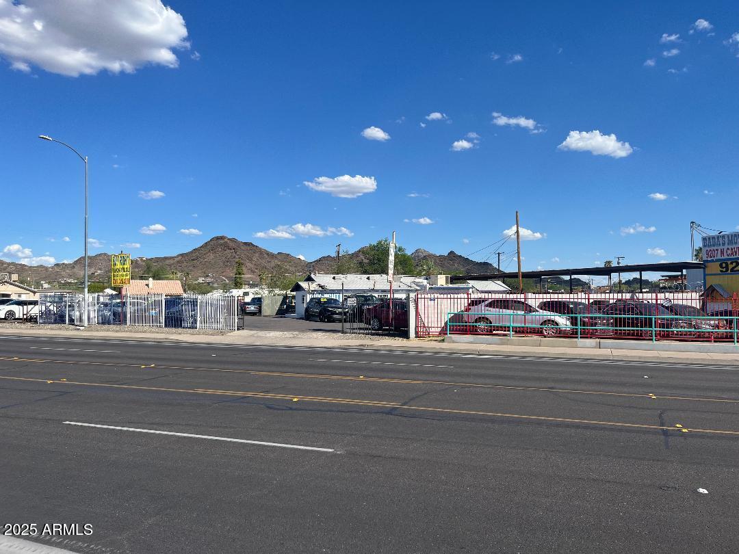 9239 N Cave Creek Road