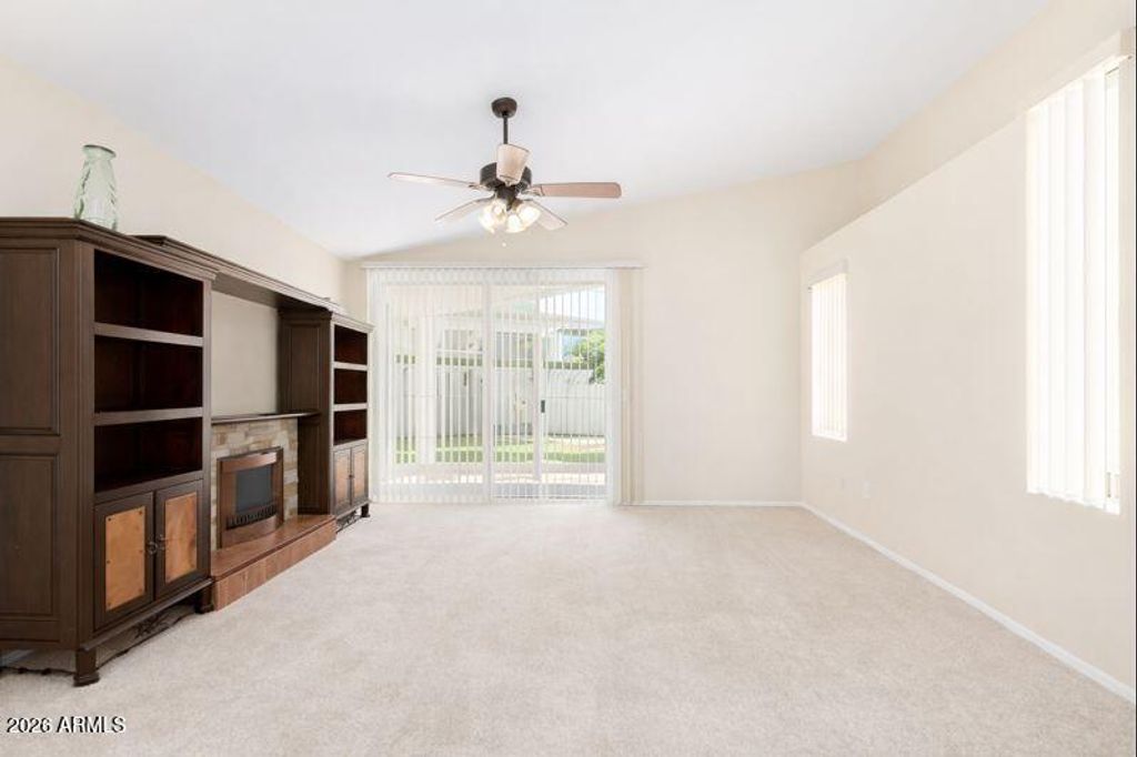Photo of 941 N Blackbird Drive, Gilbert, AZ 85234 (MLS # 6958945)