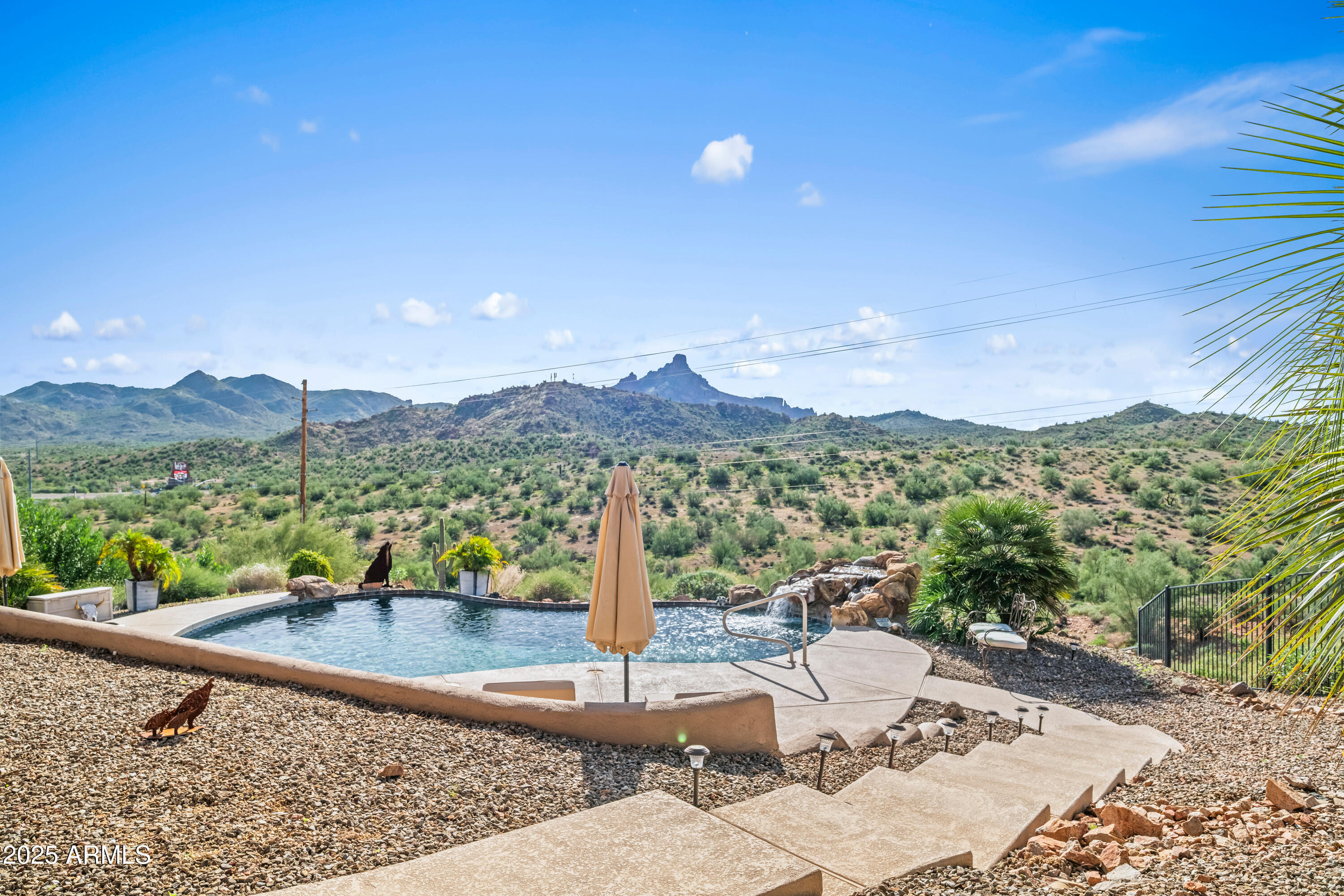 9048 N FIREBRICK Drive