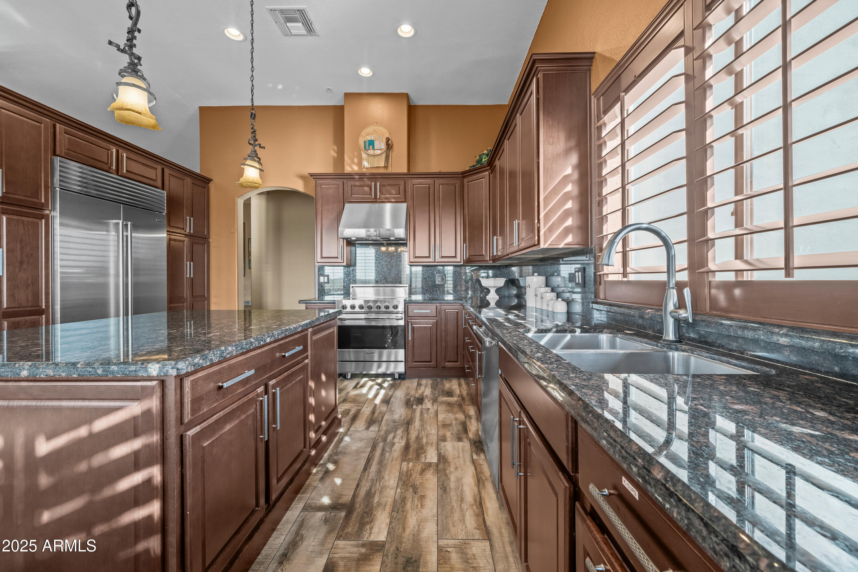 9048 N FIREBRICK Drive