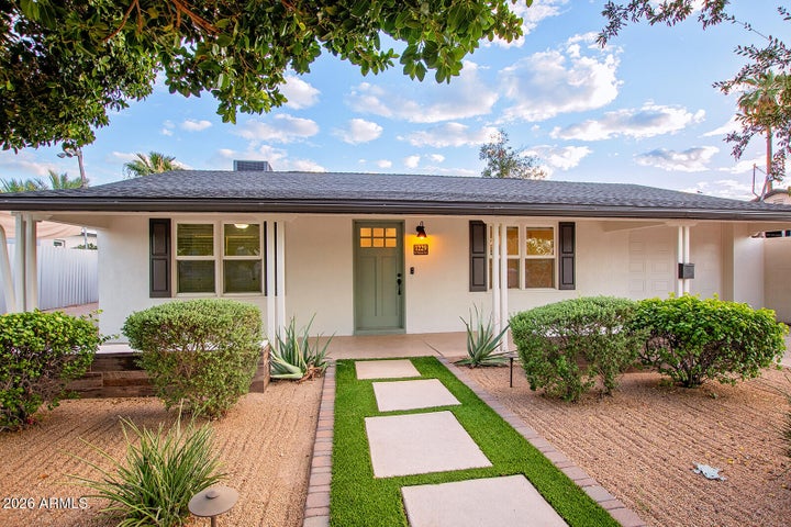 Photo 1 of 53 — 1229 E OREGON Avenue, Phoenix, AZ 85014