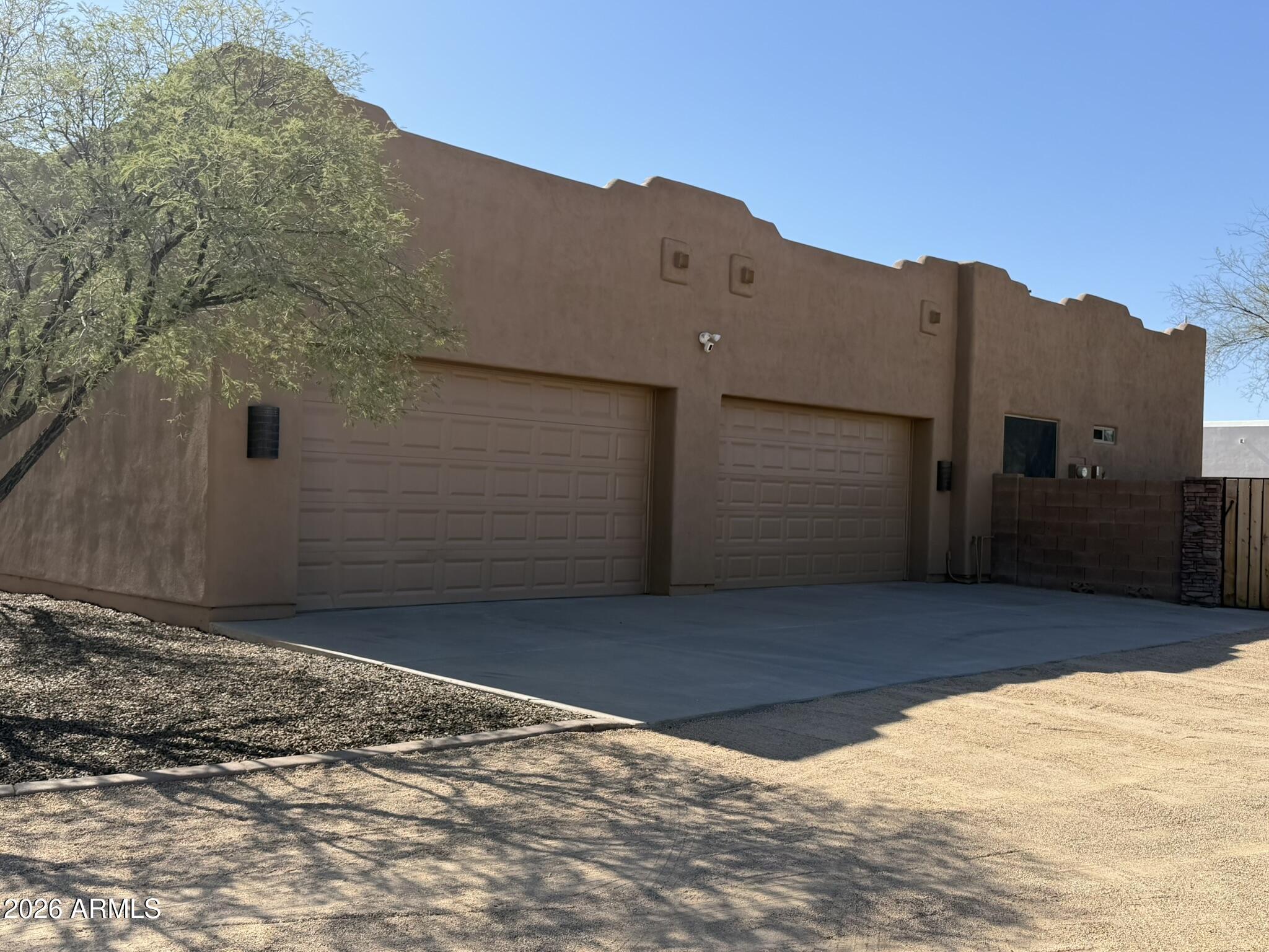 2616 W CANYON Road