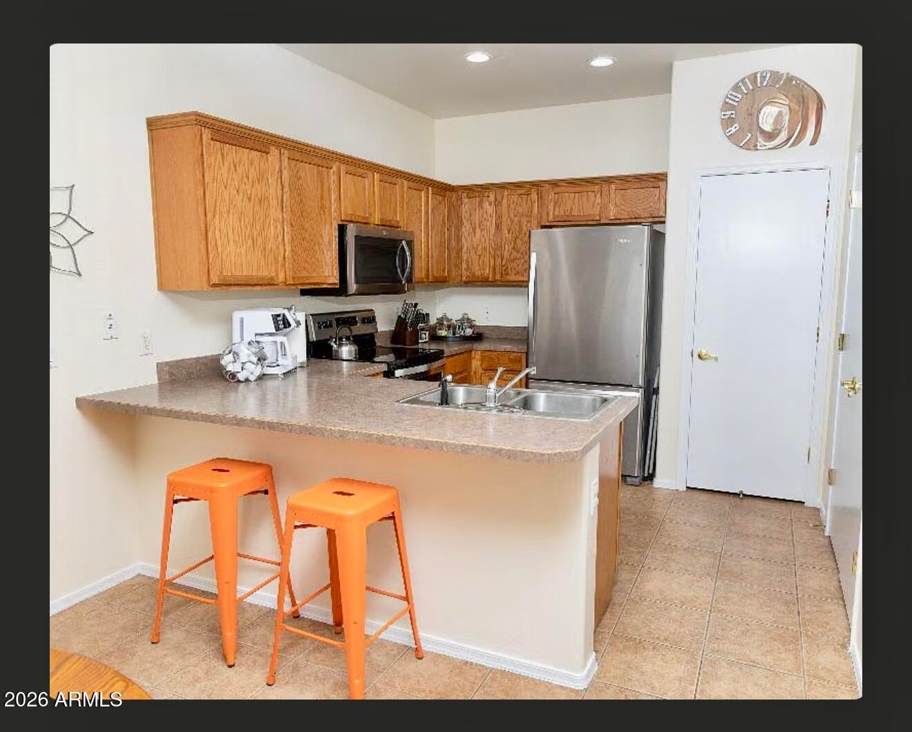 VILLAS ON ELM - Residential