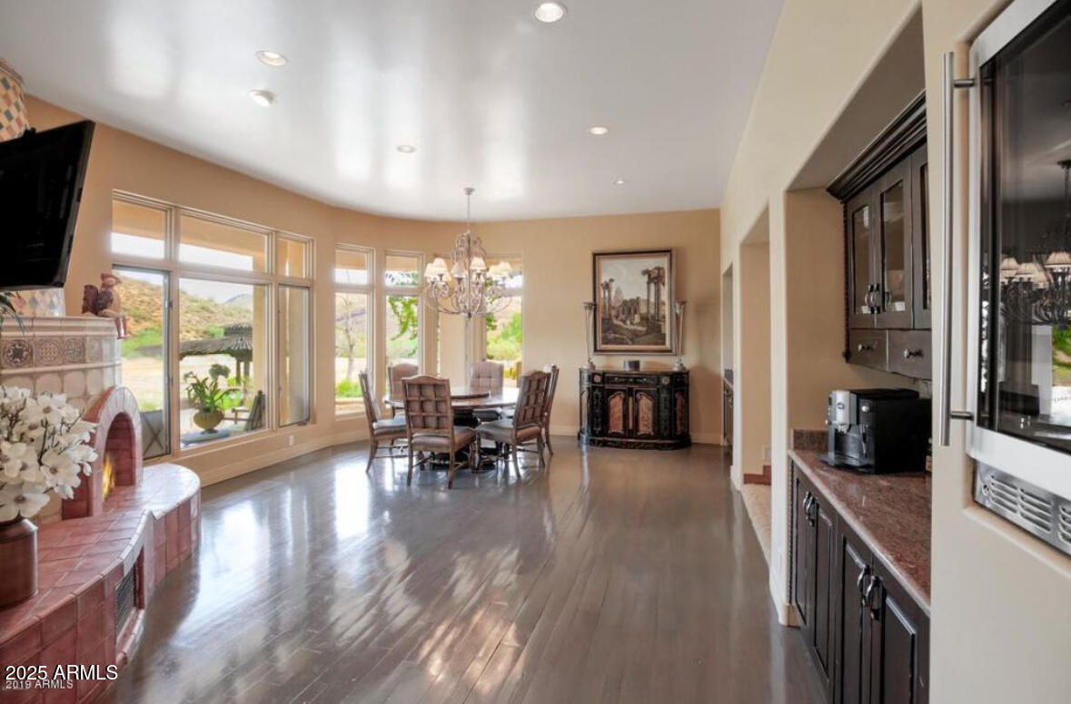 PINNACLE PEAK HEIGHTS AMD - Residential