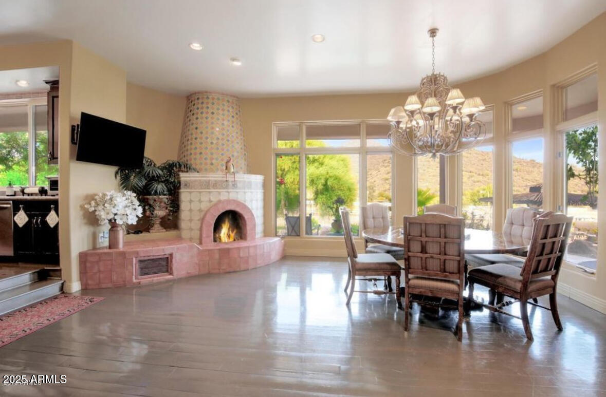 PINNACLE PEAK HEIGHTS AMD - Residential