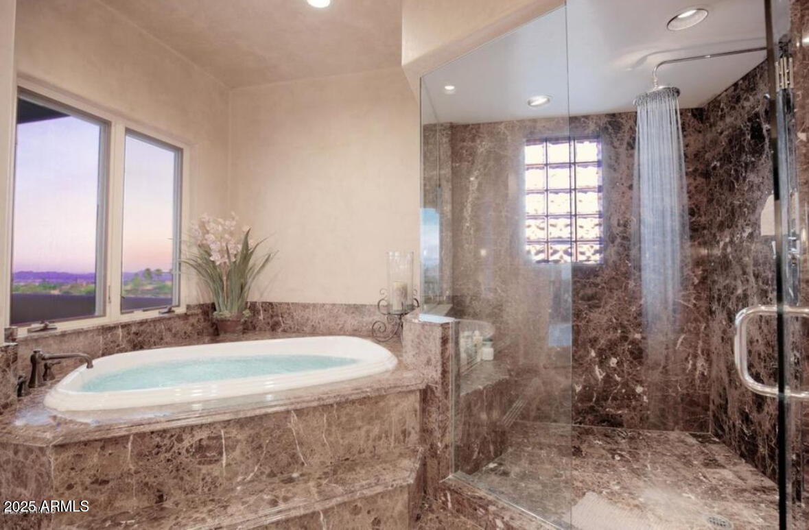 PINNACLE PEAK HEIGHTS AMD - Residential
