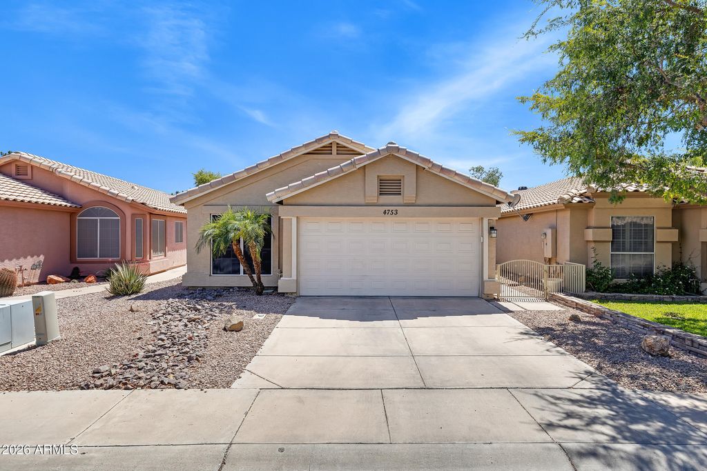 Photo of 4753 W Monterey Street, Chandler, AZ 85226 (MLS # 7025542)