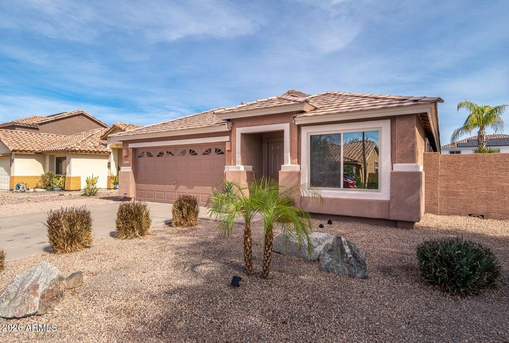 Photo of 3352 E Wildhorse Drive, Gilbert, AZ 85297 (MLS # 6988913)