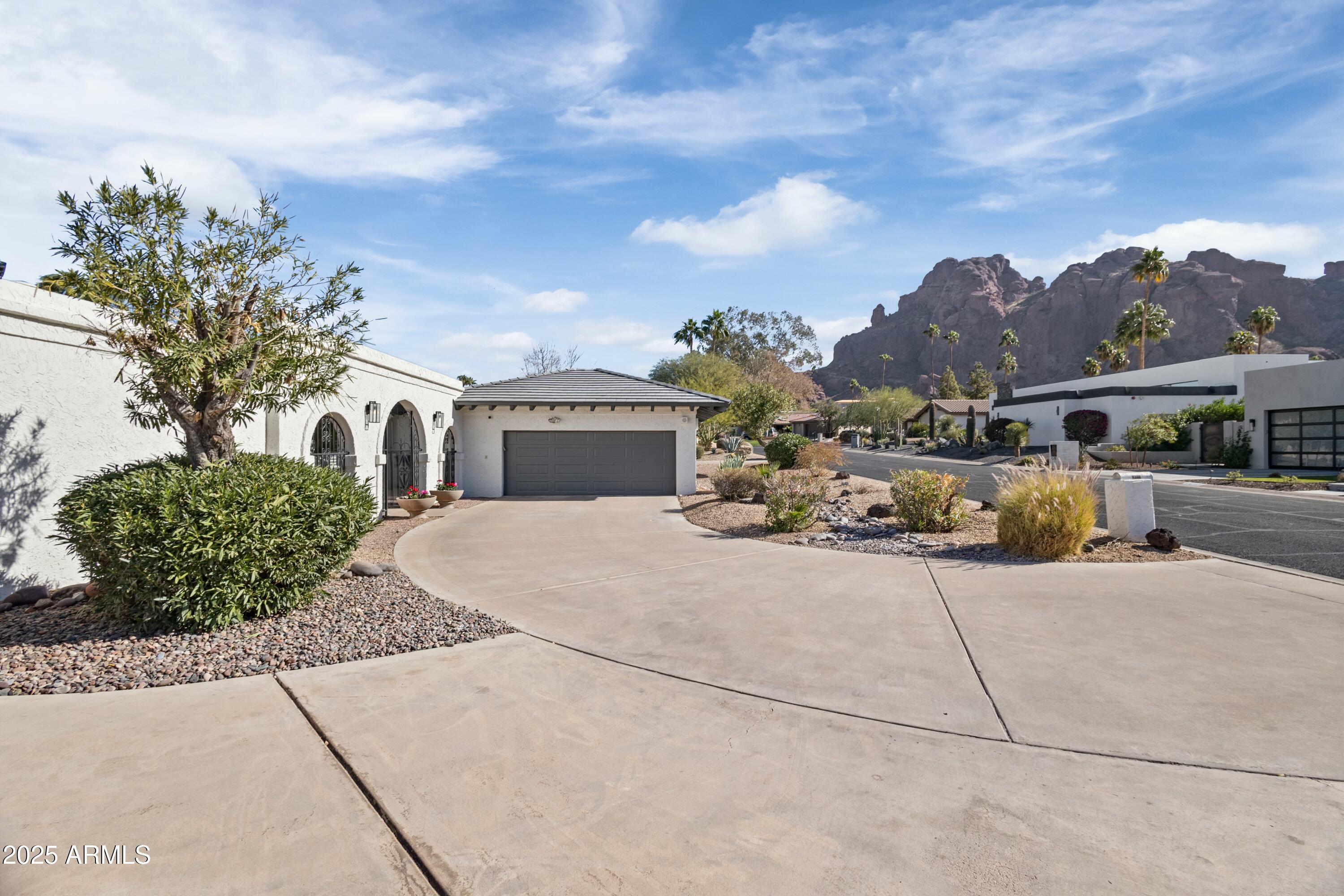 4712 E PALO VERDE Drive