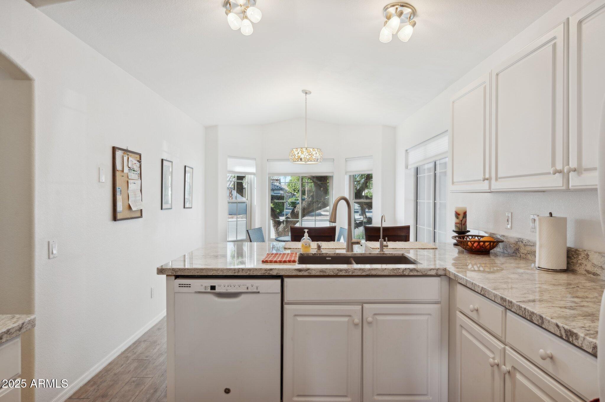 1211 N JACKSON Street