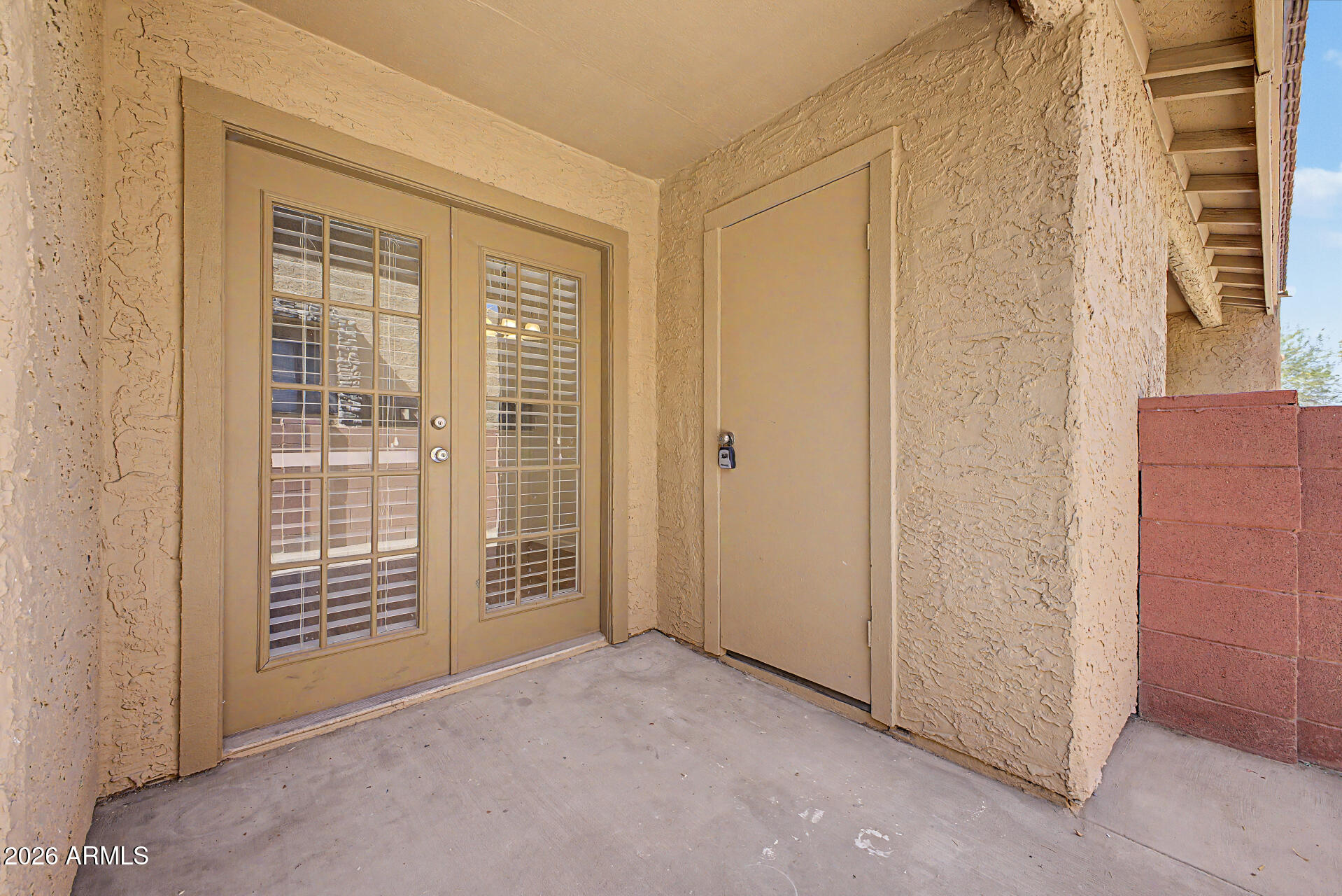 3511 E BASELINE Road 1083
