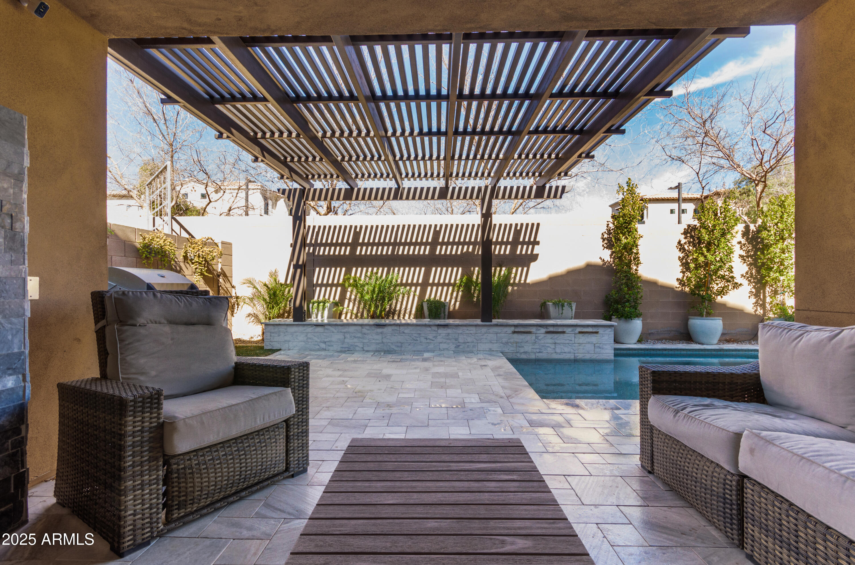 Tempe, Arizona 85284, United States, 4 Bedrooms Bedrooms, ,3 BathroomsBathrooms,Residential,Pending,8815