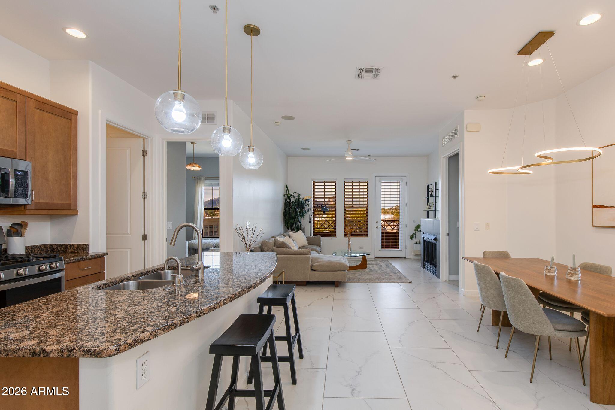 7291 N SCOTTSDALE Road 4002