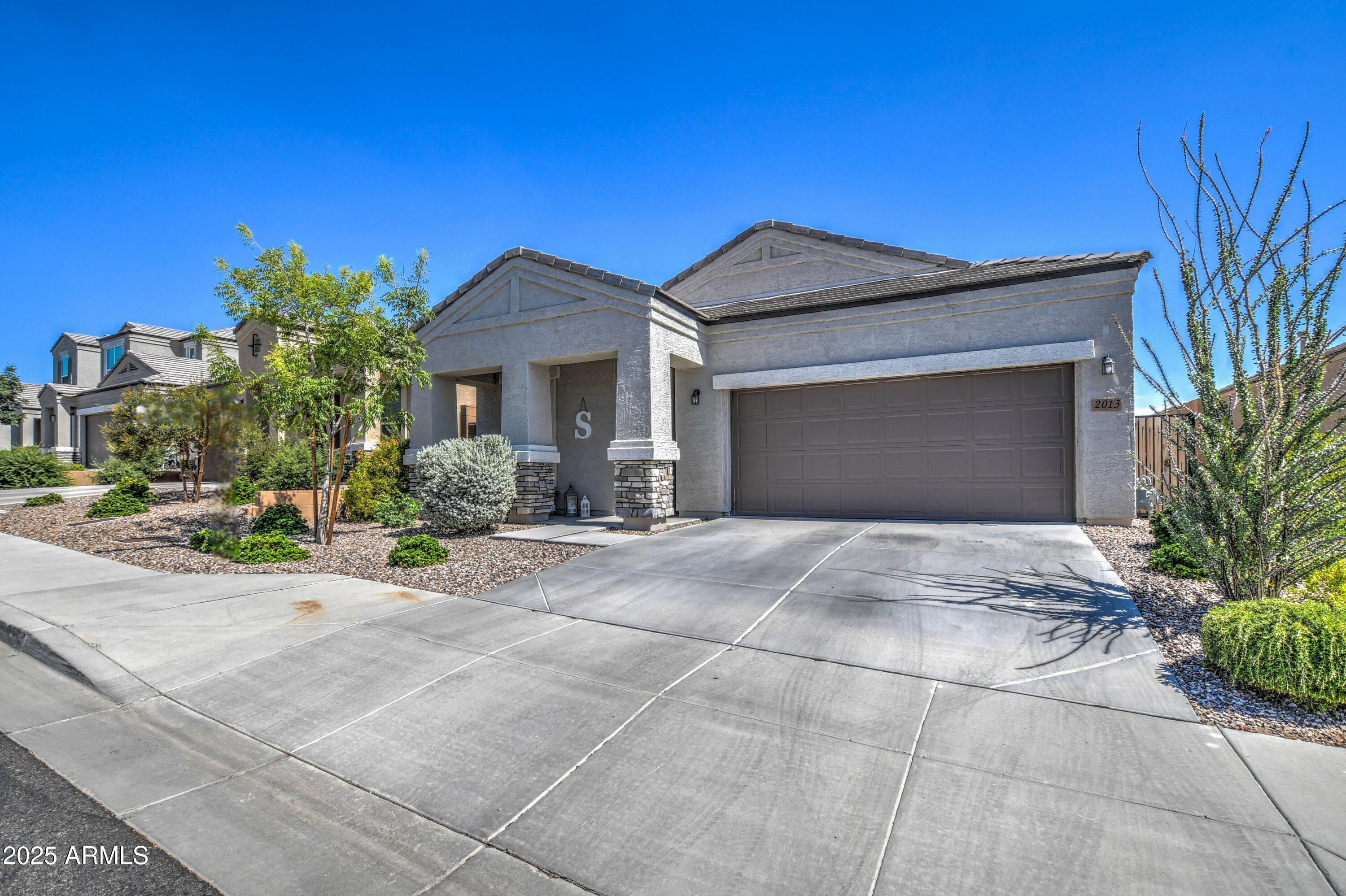 2013 W PLUM Road