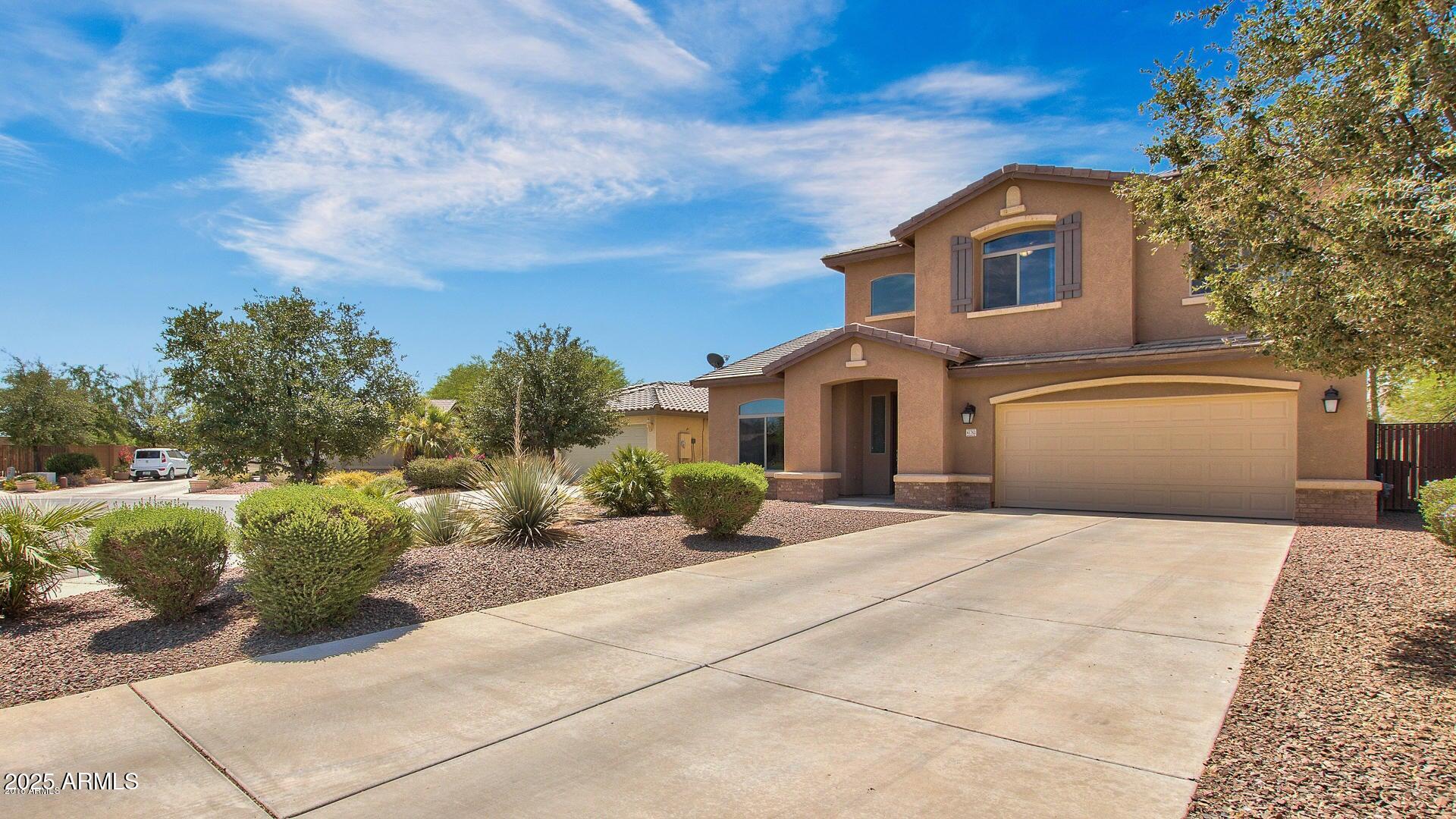 Homes 1 41763 W MANO Place