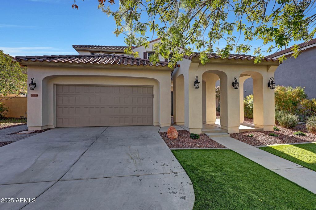 Photo of 20719 W Hamilton Street, Buckeye, AZ 85396 (MLS # 6958433)