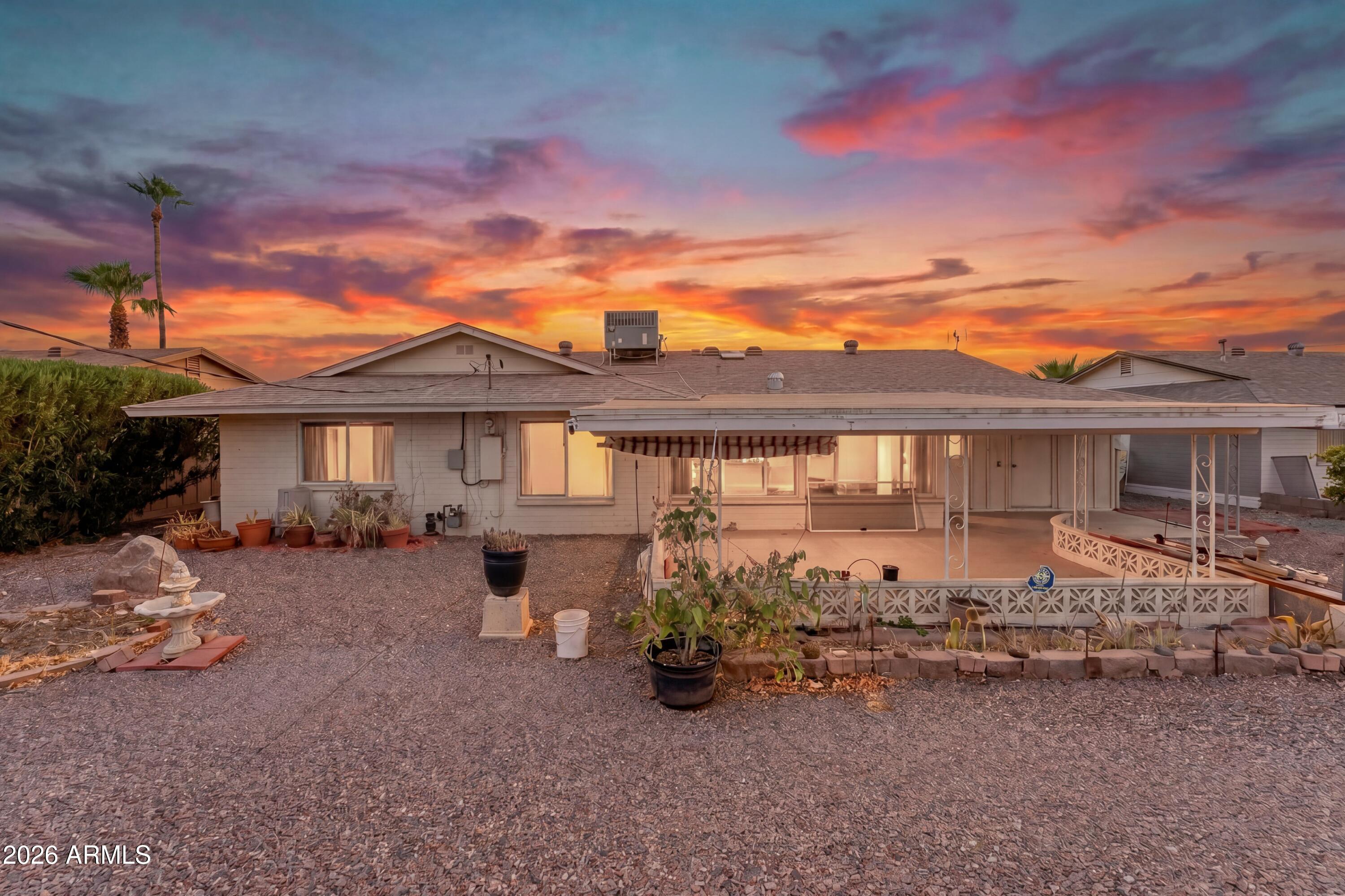 10208 W PINEHURST Drive