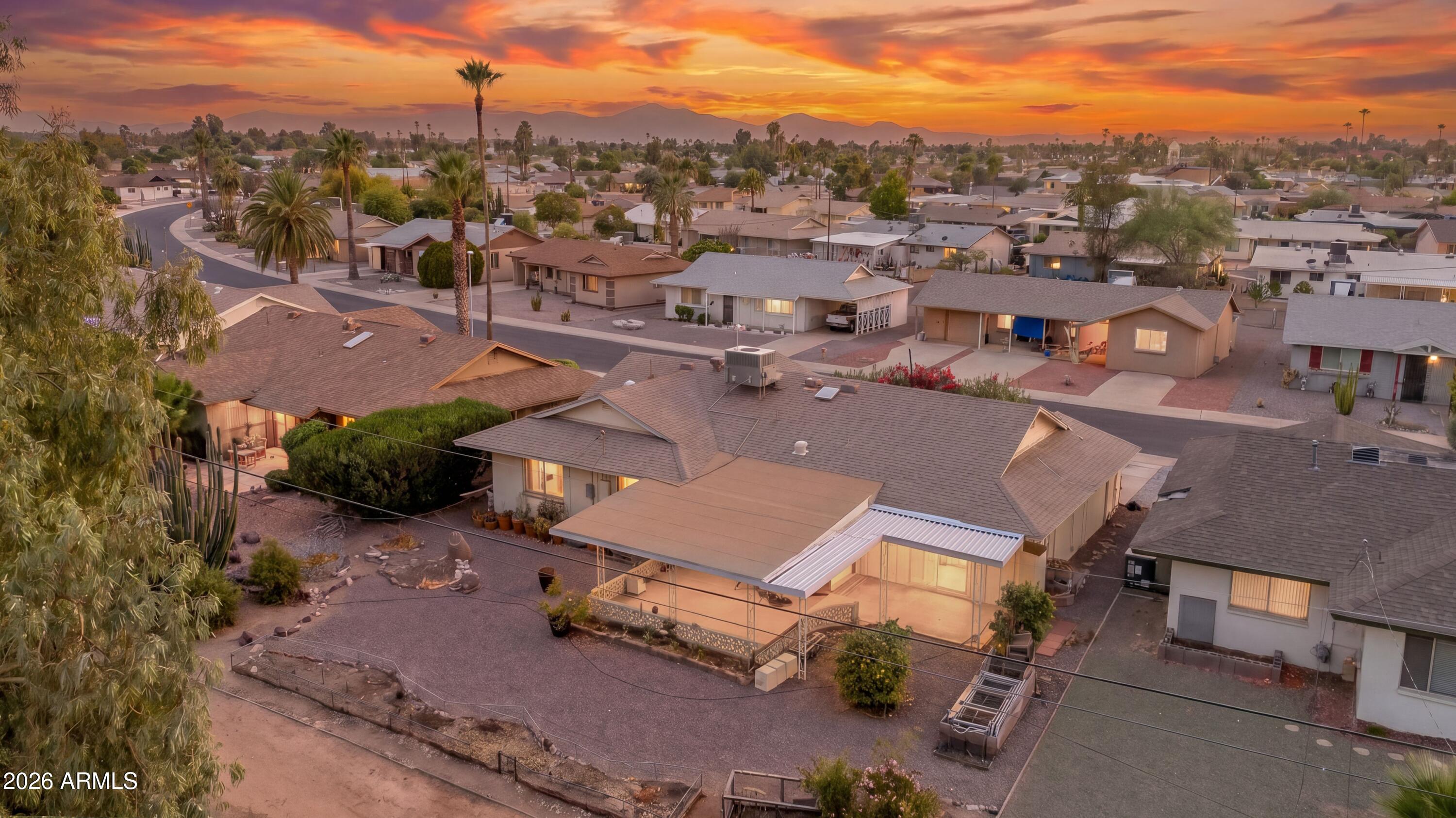 10208 W PINEHURST Drive