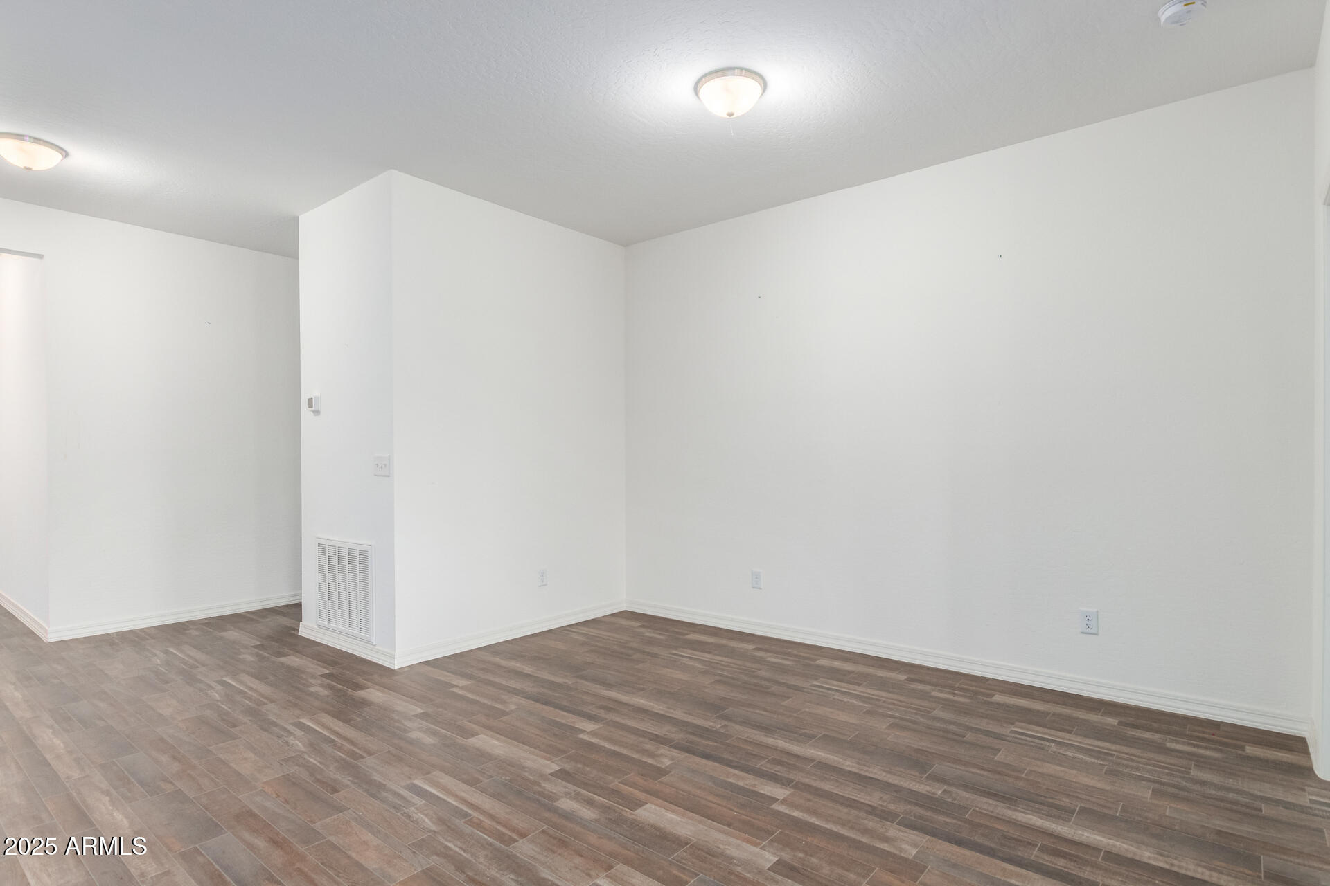 2415 E San Miguel Drive