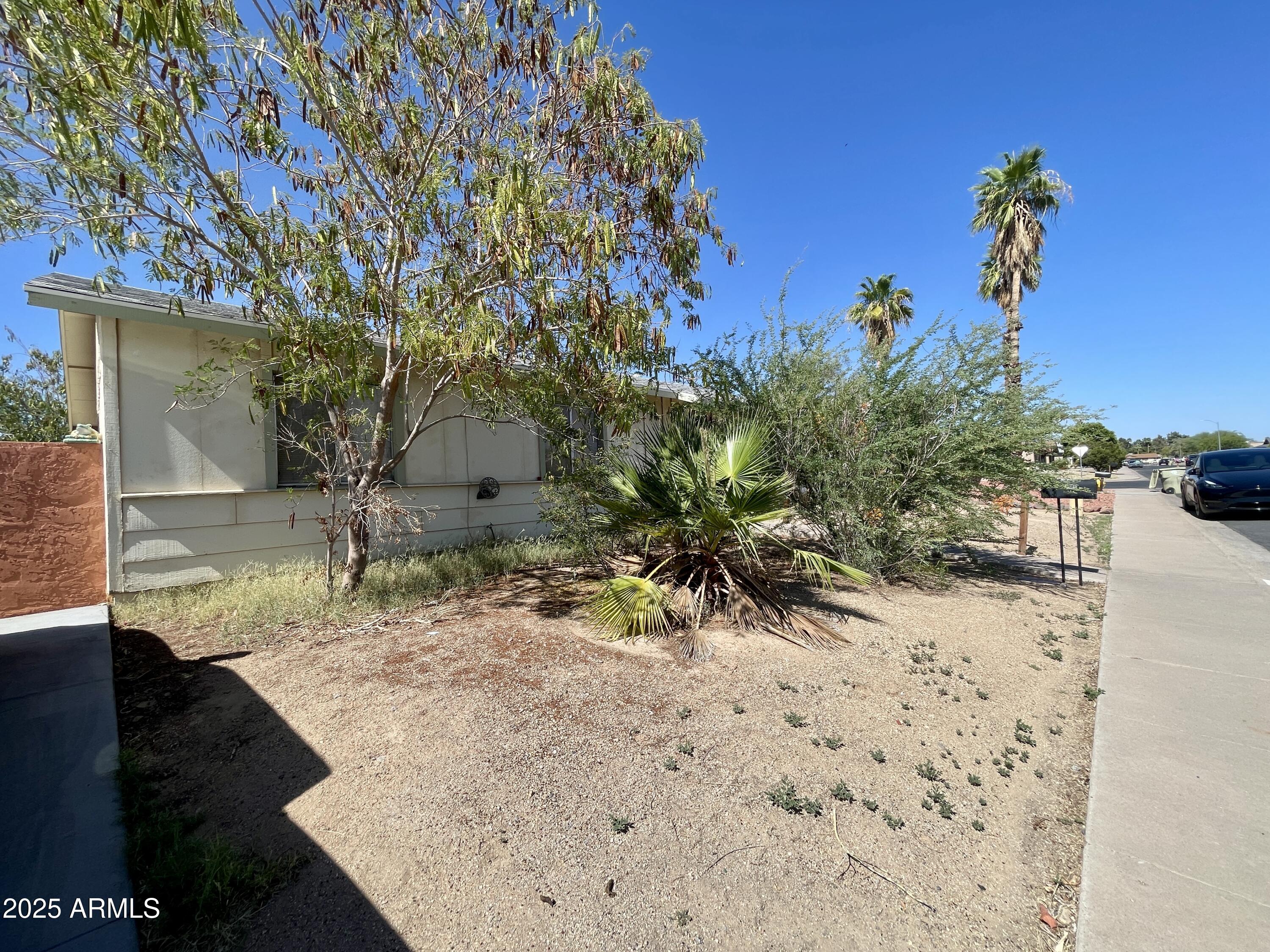 5306 W MAUNA LOA Lane