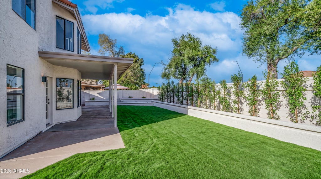 Photo of 9591 S Palm Drive, Tempe, AZ 85284 (MLS # 7094228)