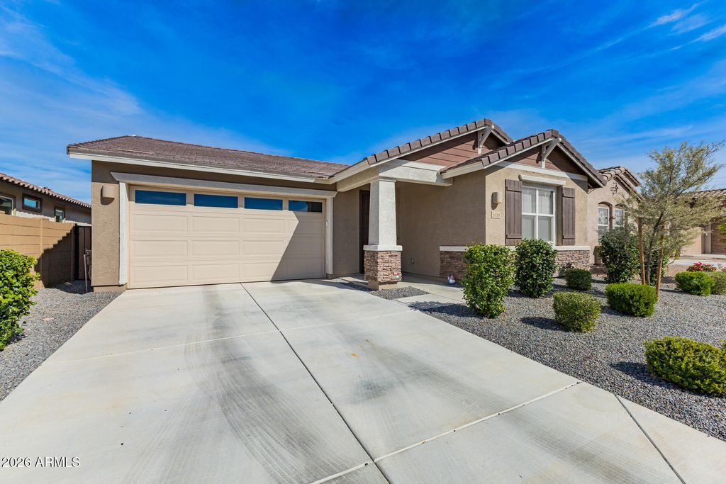 Photo of 3318 E Hayfield Way, San Tan Valley, AZ 85140 (MLS # 6990200)