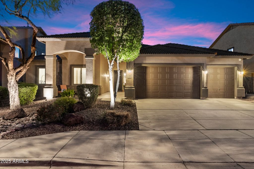 Photo of 43814 N 44th Lane, New River, AZ 85087 (MLS # 6919252)