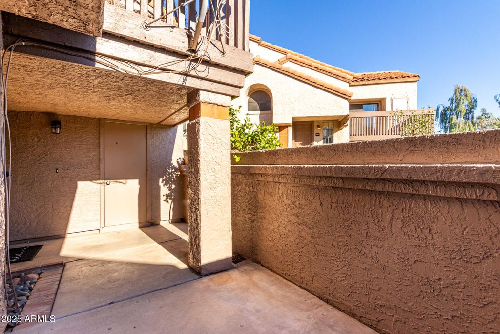 Photo of 700 E Mesquite Circle #L107, Tempe, AZ 85288 (MLS # 6955236)