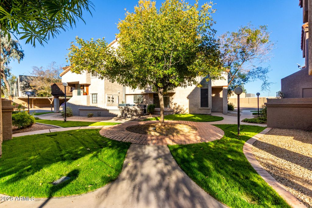 Photo of 700 E Mesquite Circle #L107, Tempe, AZ 85288 (MLS # 6955236)