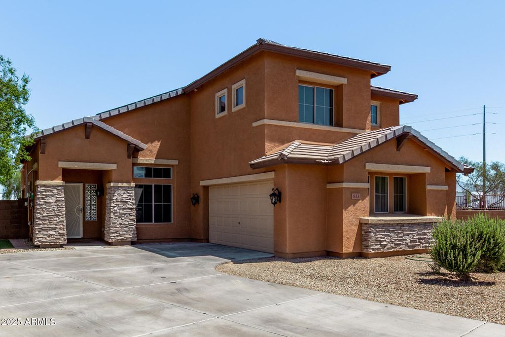Photo of 833 S 113th Avenue, Avondale, AZ 85323 (MLS # 6886572)
