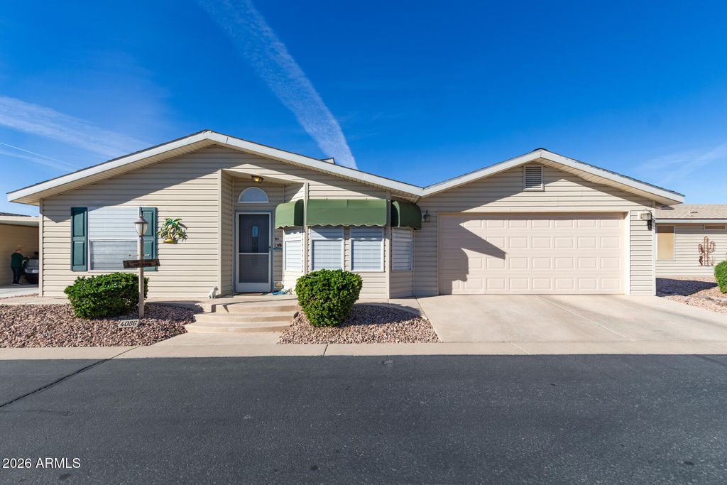 Photo of 3301 S Goldfield Road #4086, Apache Junction, AZ 85119 (MLS # 6969595)