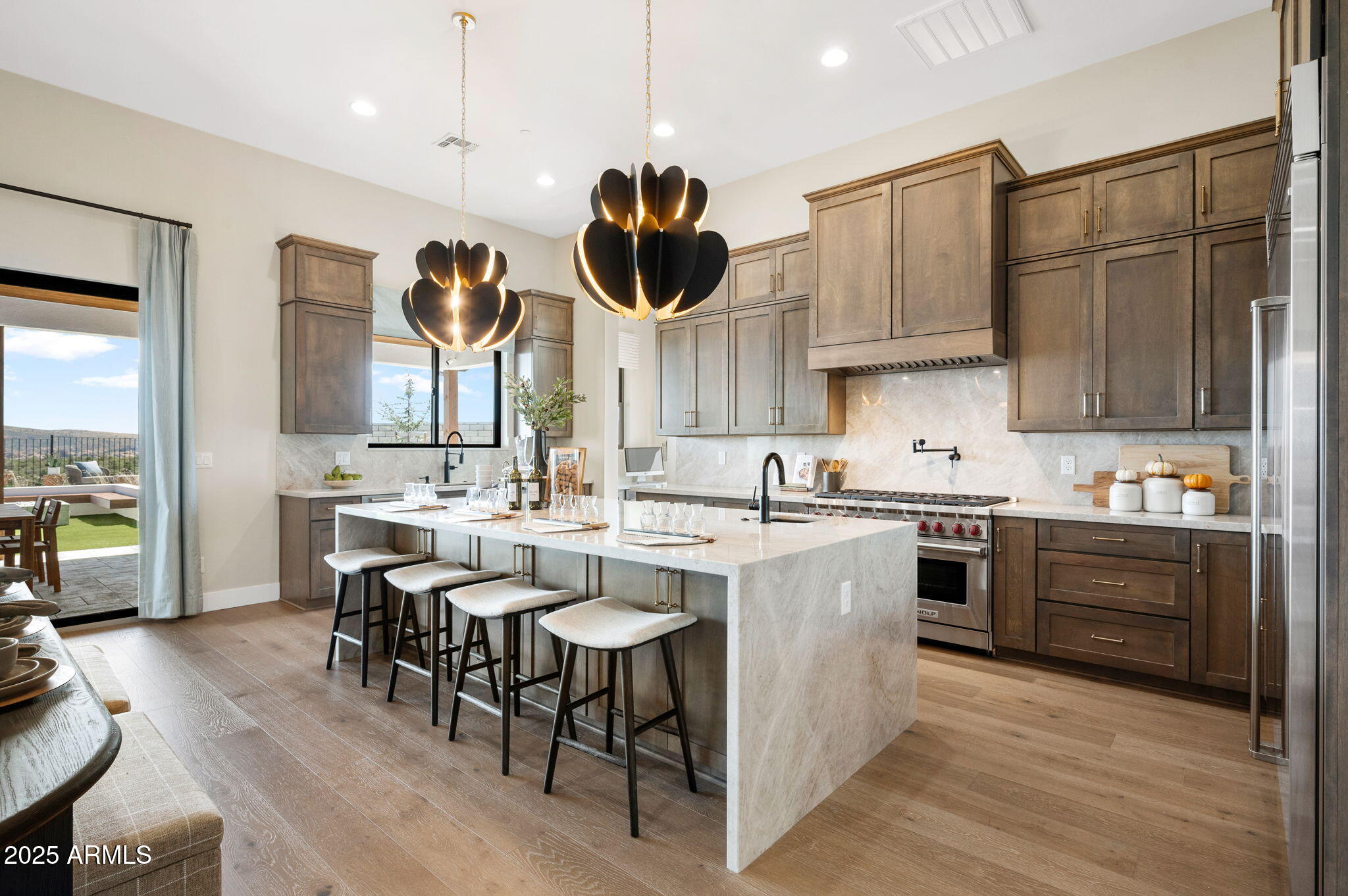 5611 MERIDIAN Court