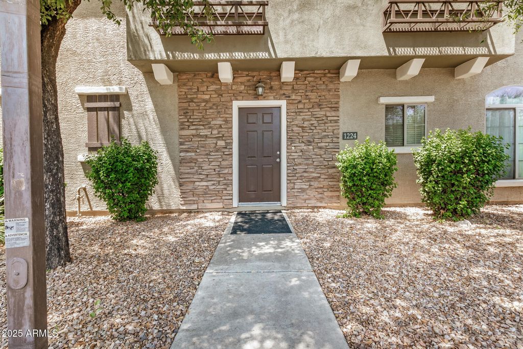 Photo of 2401 E Rio Salado Parkway #1224, Tempe, AZ 85288 (MLS # 6893716)