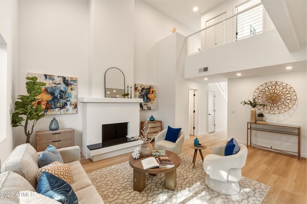 Photo of 10 W Georgia Avenue #16, Phoenix, AZ 85013 (MLS # 7032544)