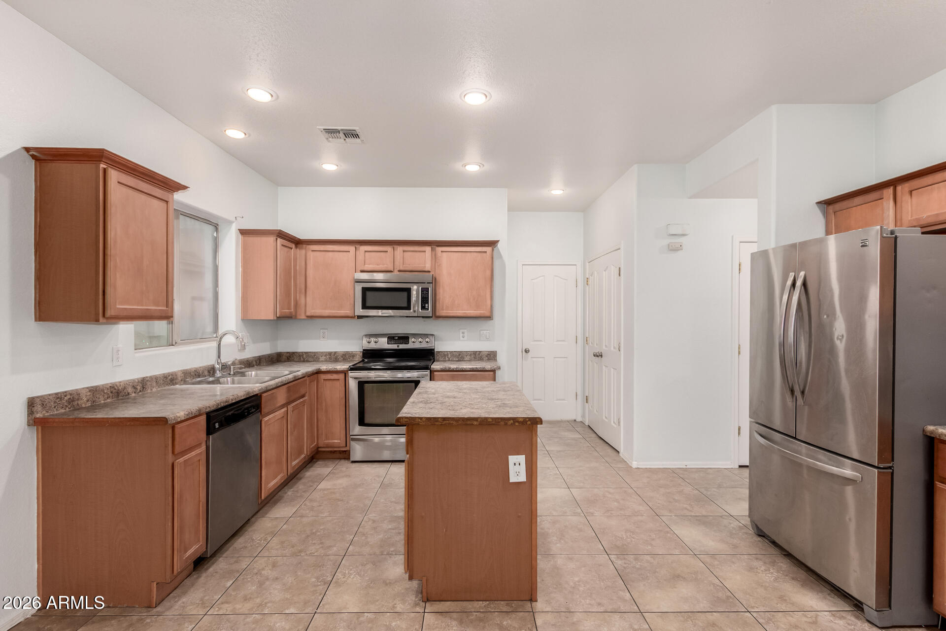 11738 W GRANT Street