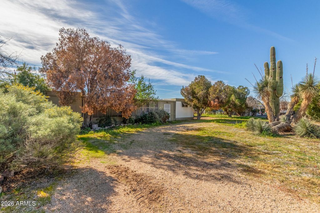 Photo of 6633 W Nancy Road, Glendale, AZ 85306 (MLS # 6964140)