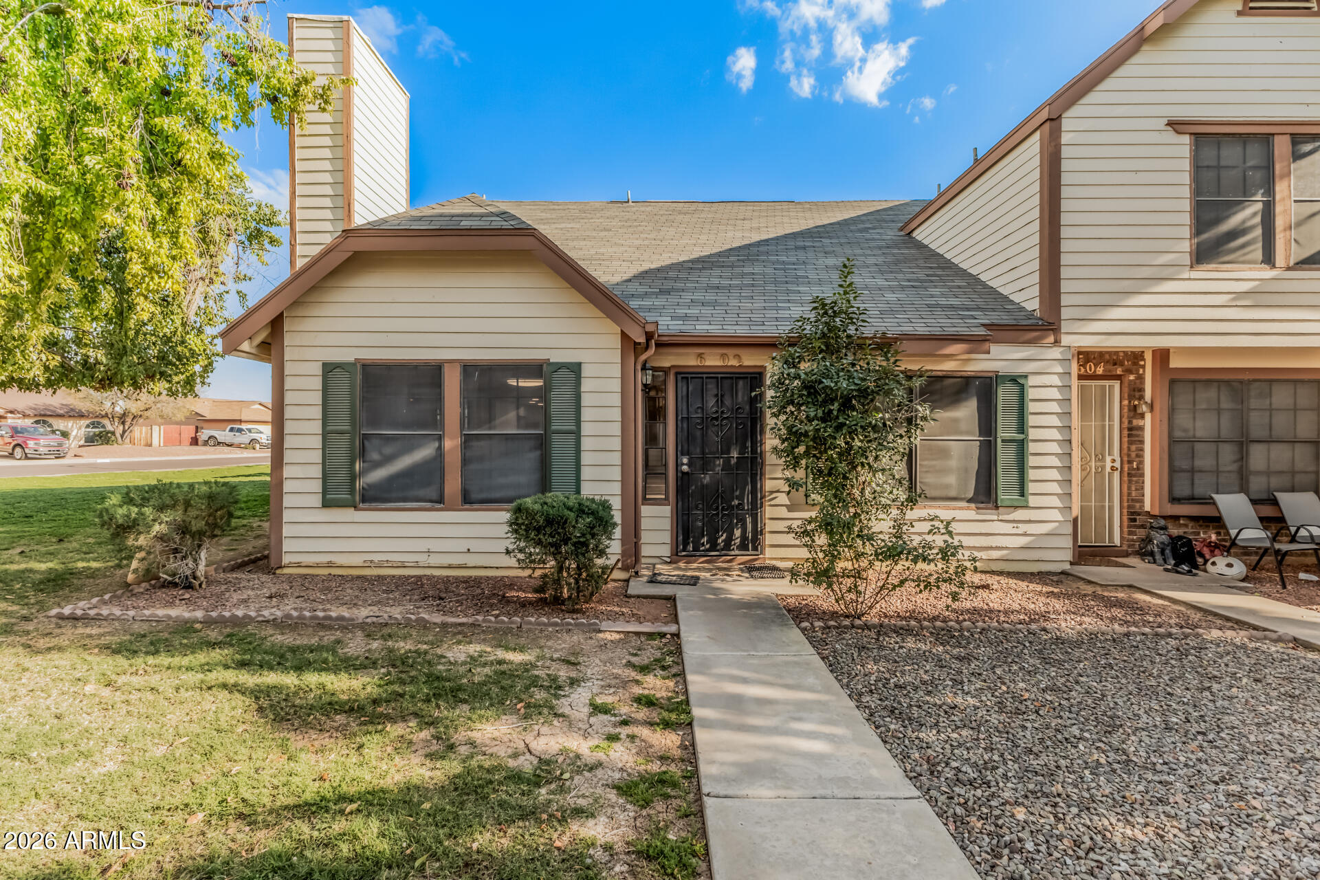 6602 W JAMAICA Drive