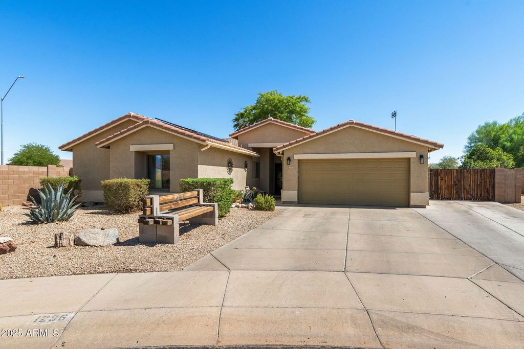 Photo of 1296 N Elizabeth Court, Casa Grande, AZ 85122 (MLS # 6925433)