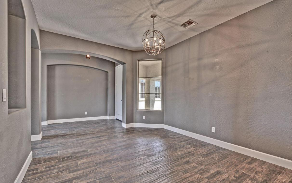 14284 W Woodbridge Avenue