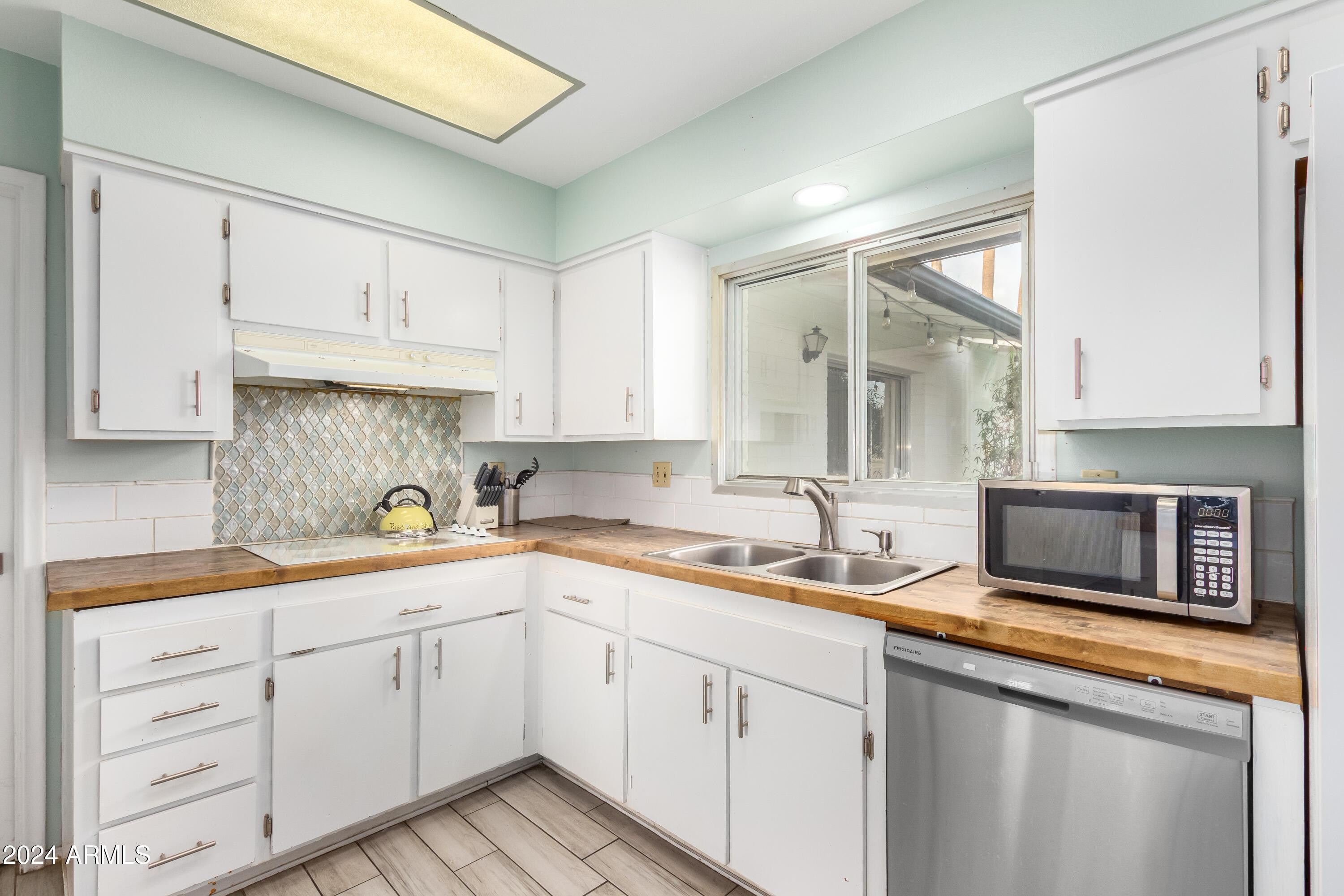 4428 W Laurie Lane