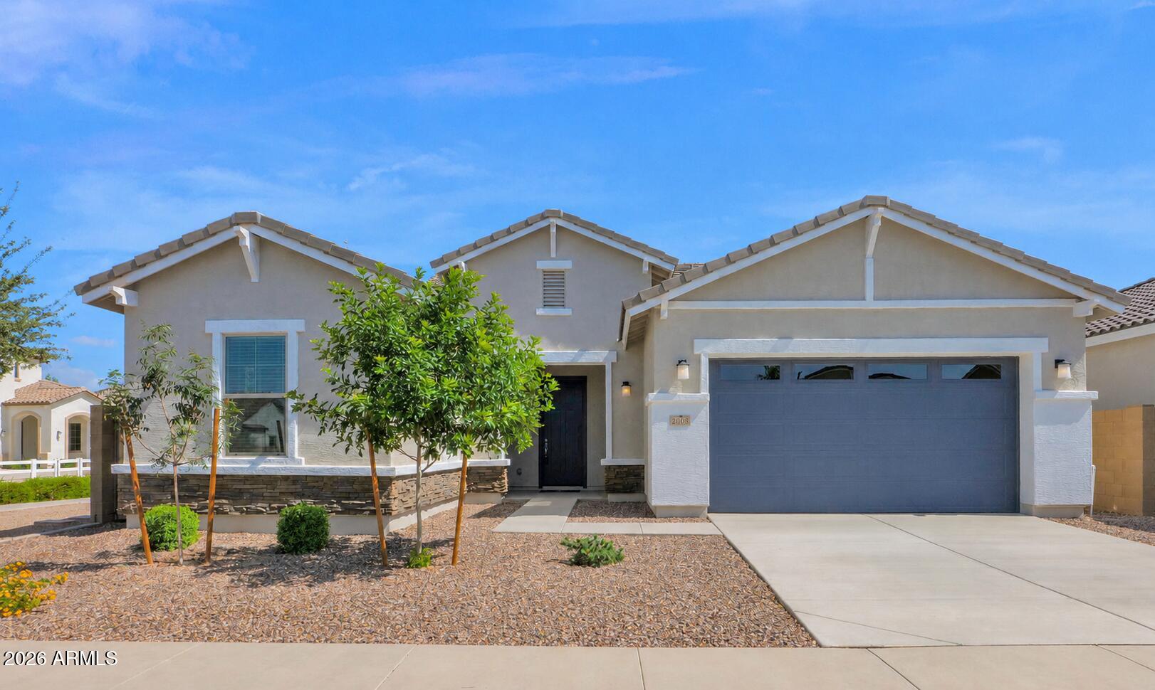 21018 E CALLE LUNA Court
