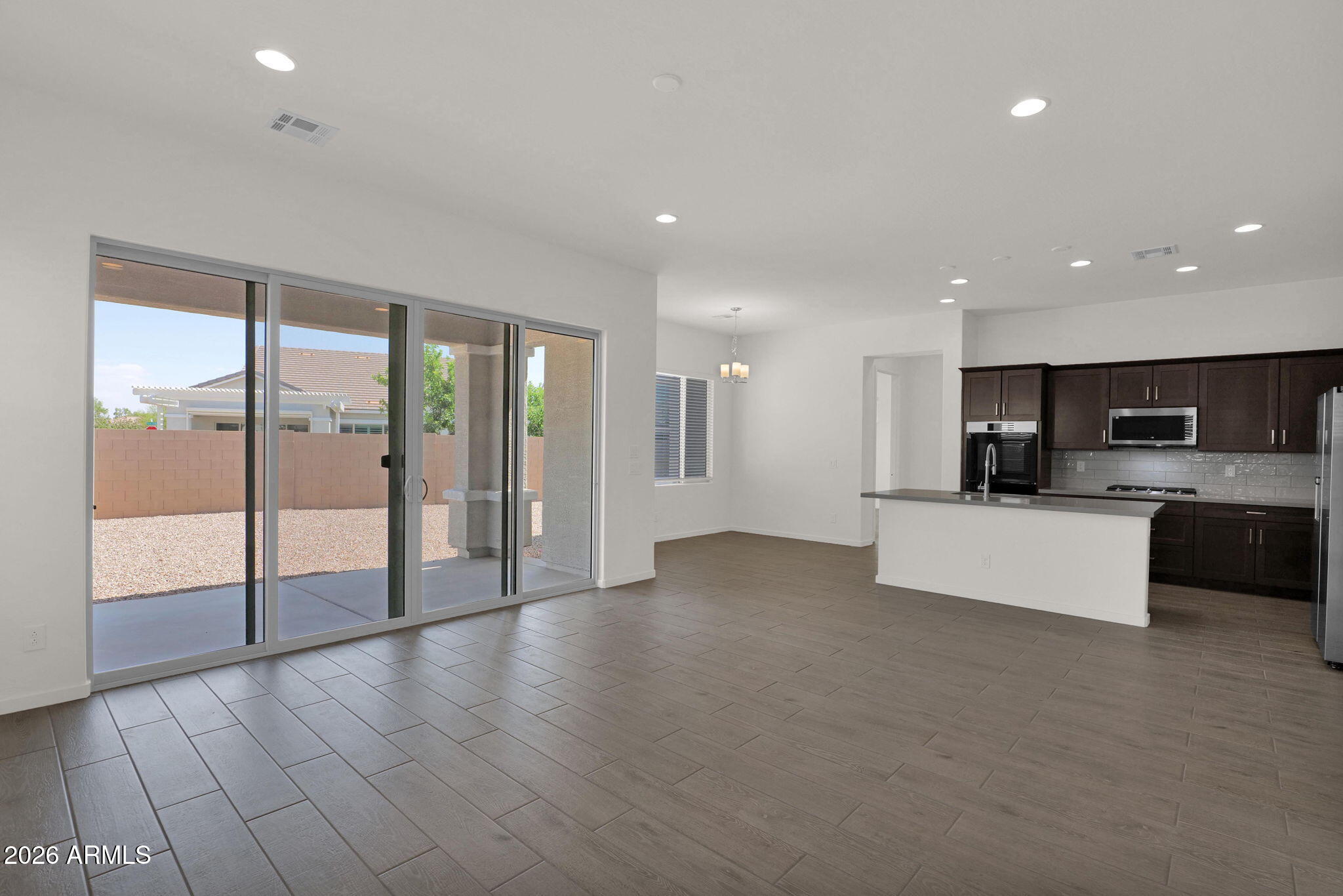 21018 E CALLE LUNA Court