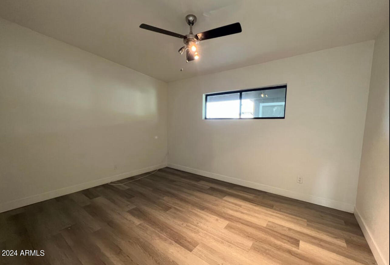 BOND ACRES - Residential Income