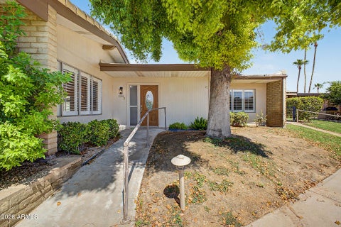 Photo of 4800 N 68th Street #134, Scottsdale, AZ 85251 (MLS # 7078642)