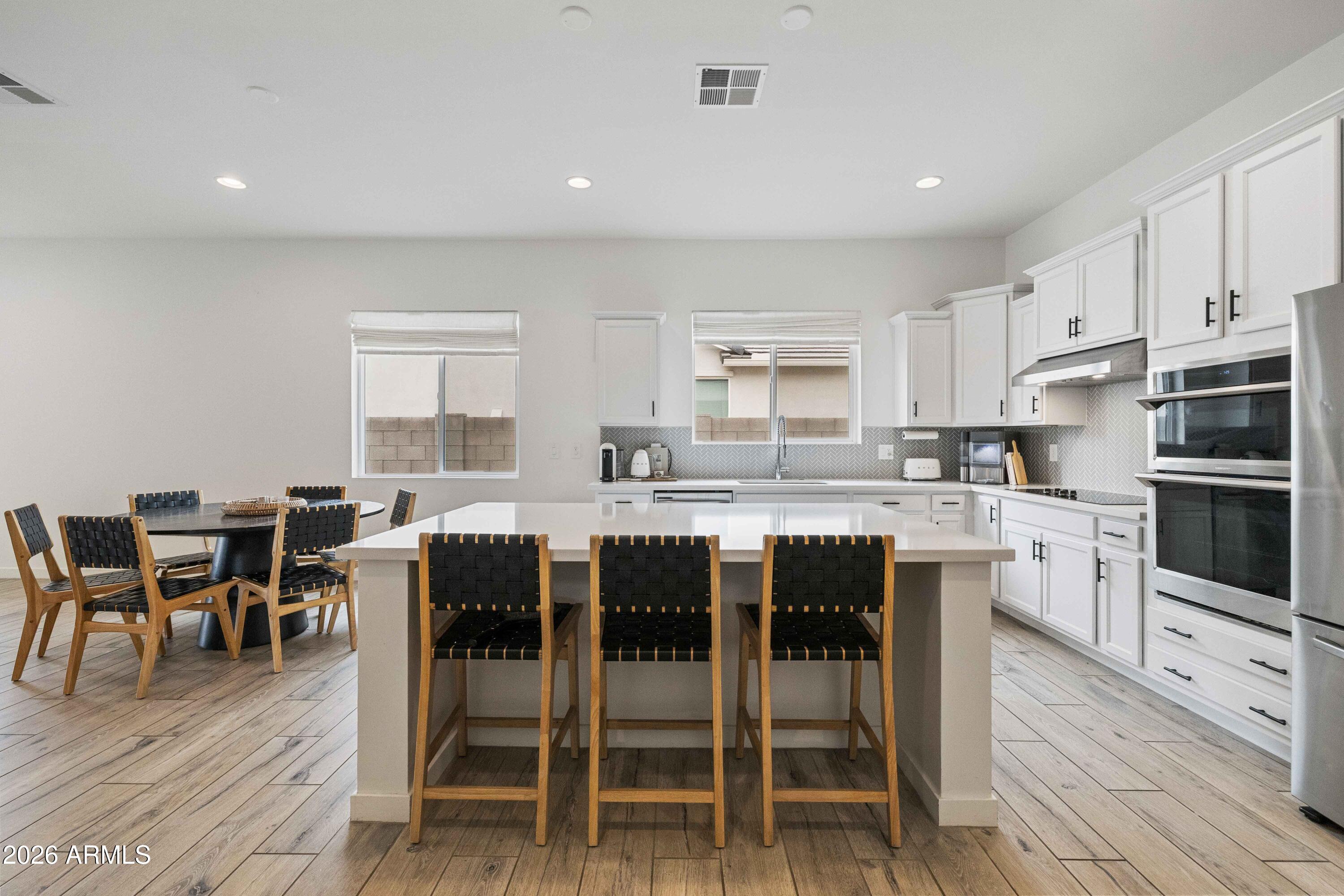 1389 E LA FORTUNA Court