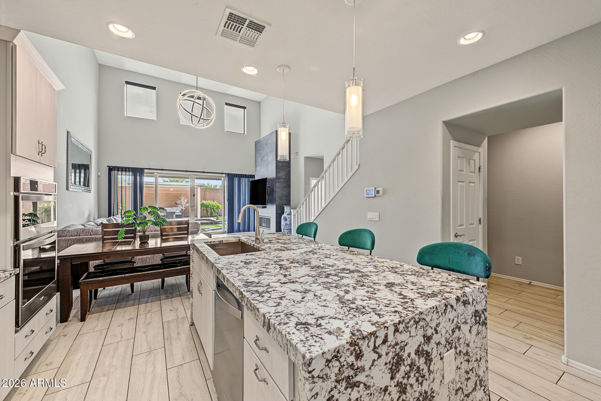 7101 W SPUR Drive