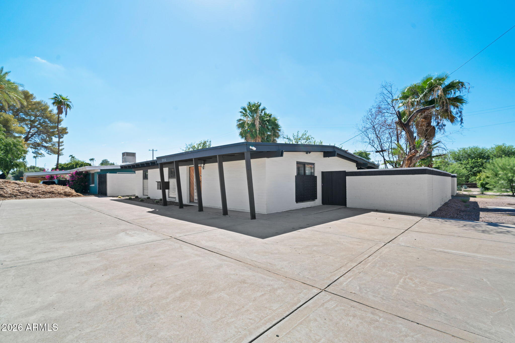1003 E BETHANY HOME Road