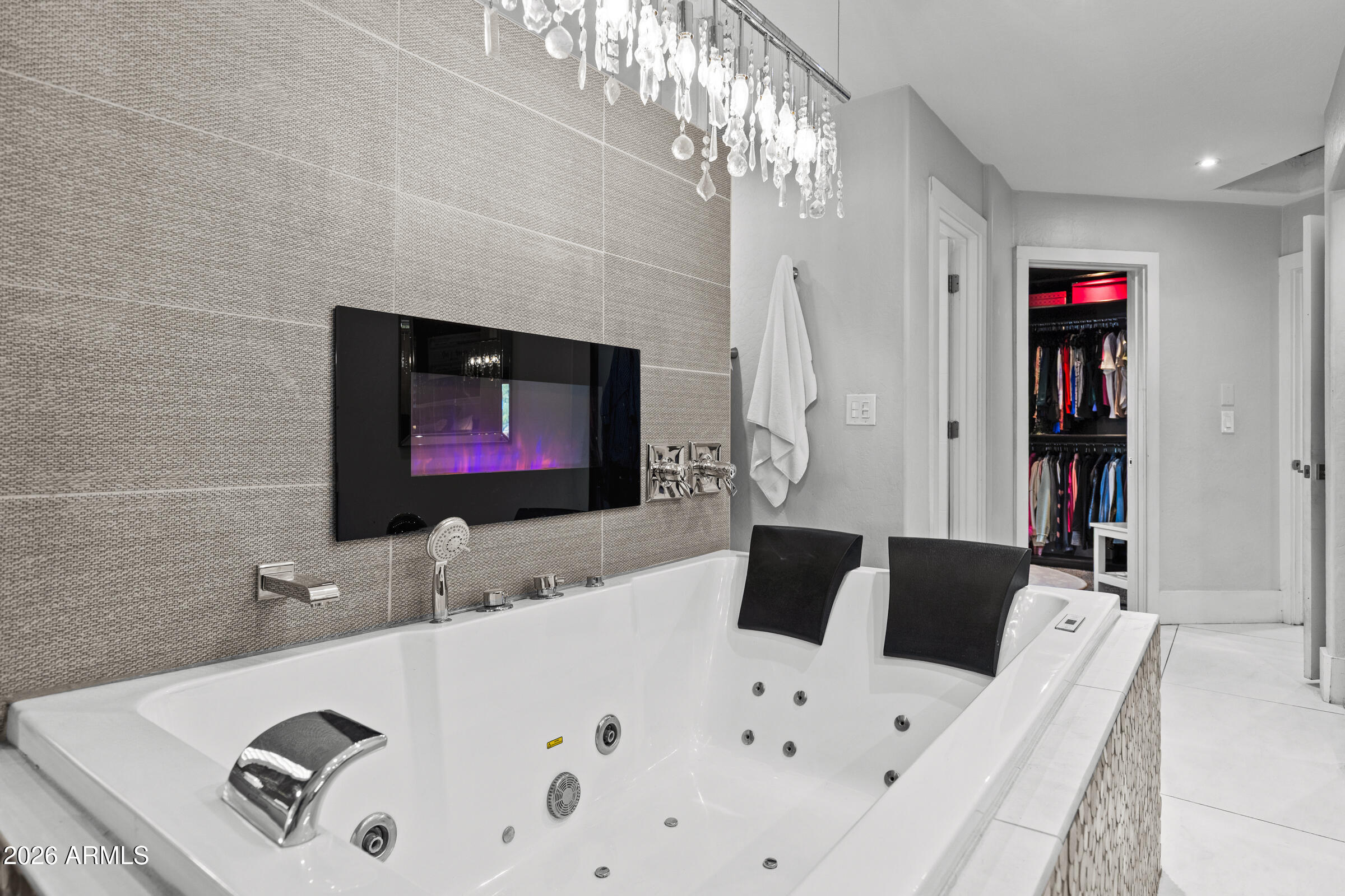ADDA PROPERTIES - Residential